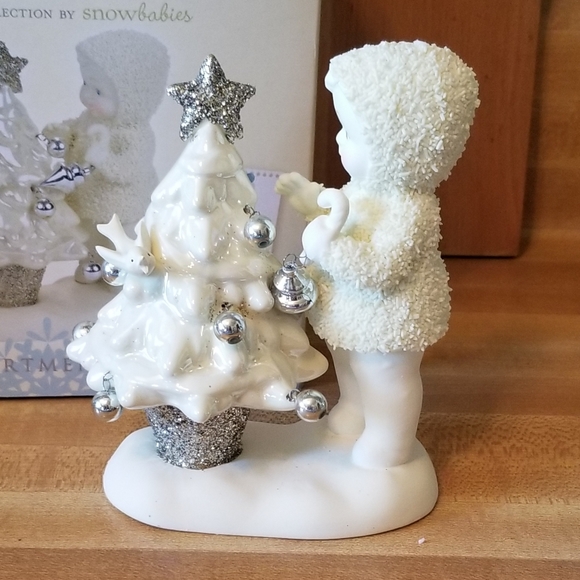 Snowbabies Figurine